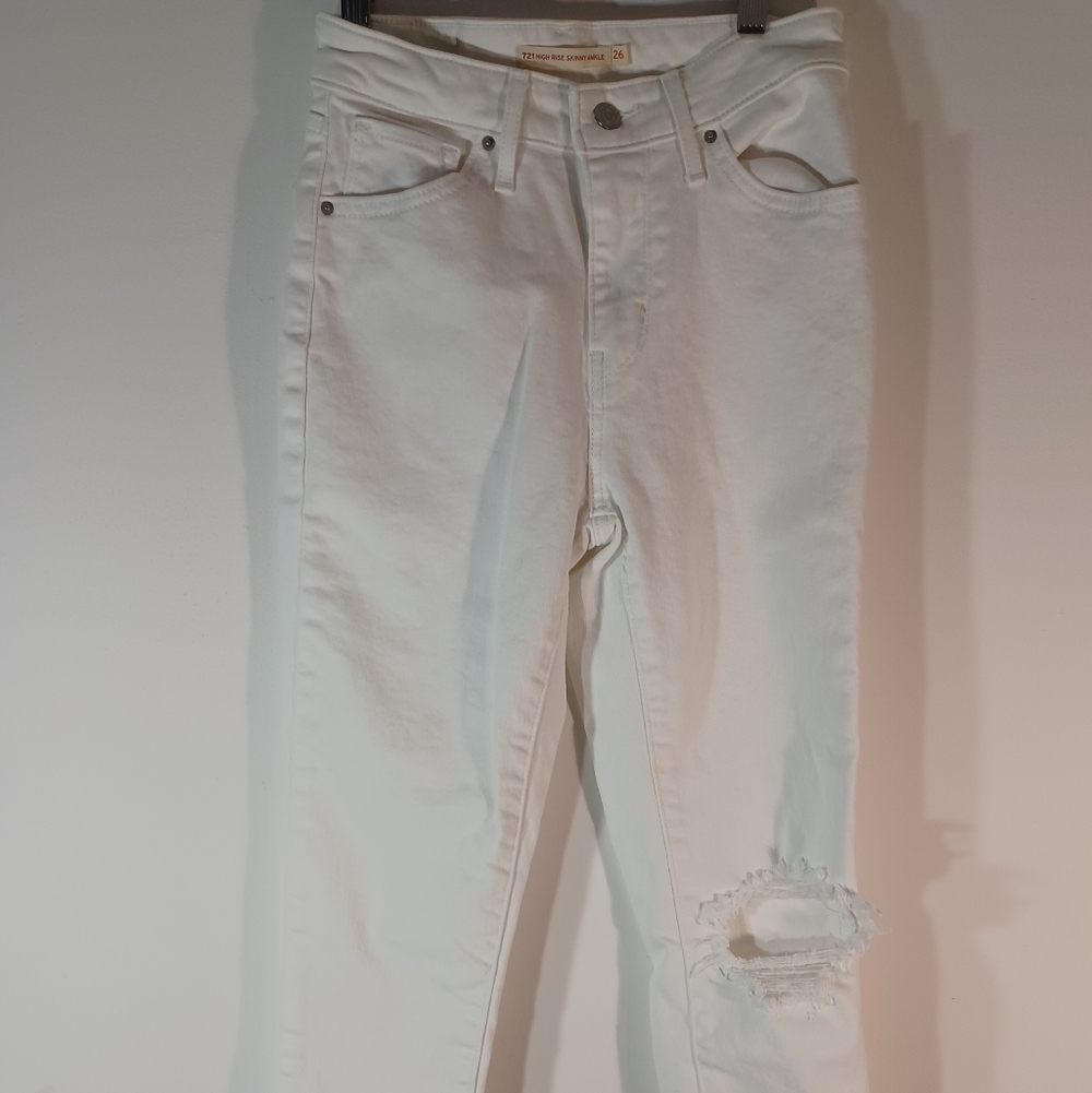 Levi's Women's 721 High Rise Ankle White Distressed Jeans Size 26